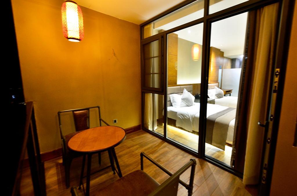 Ctn Li River Hotel 陽朔 エクステリア 写真