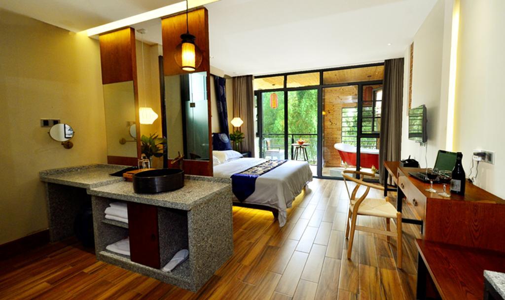 Ctn Li River Hotel 陽朔 エクステリア 写真